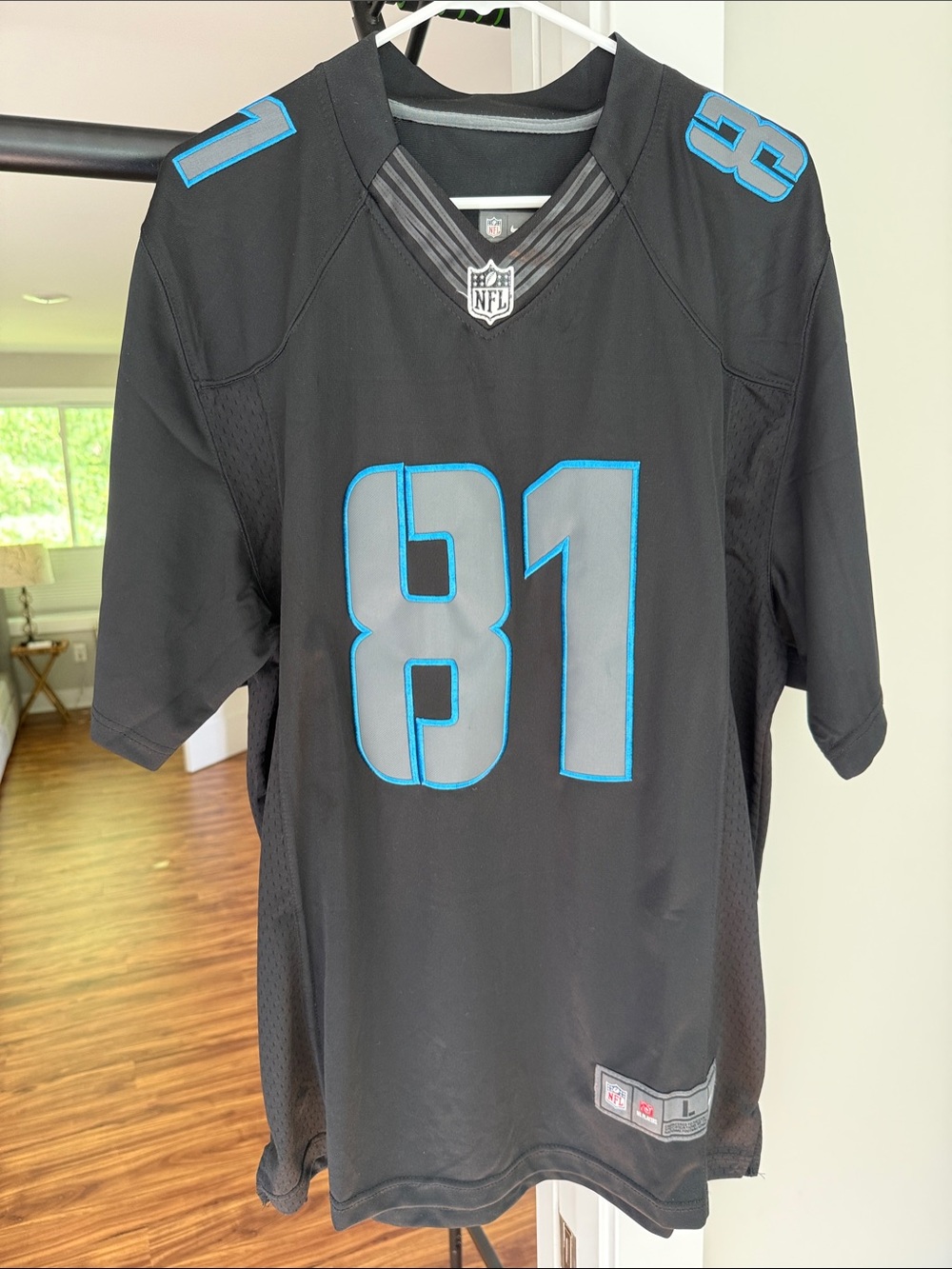 Lions BlackOut Jersey RARE Johnson #81 Football Jersey, Men’s Large, Like New